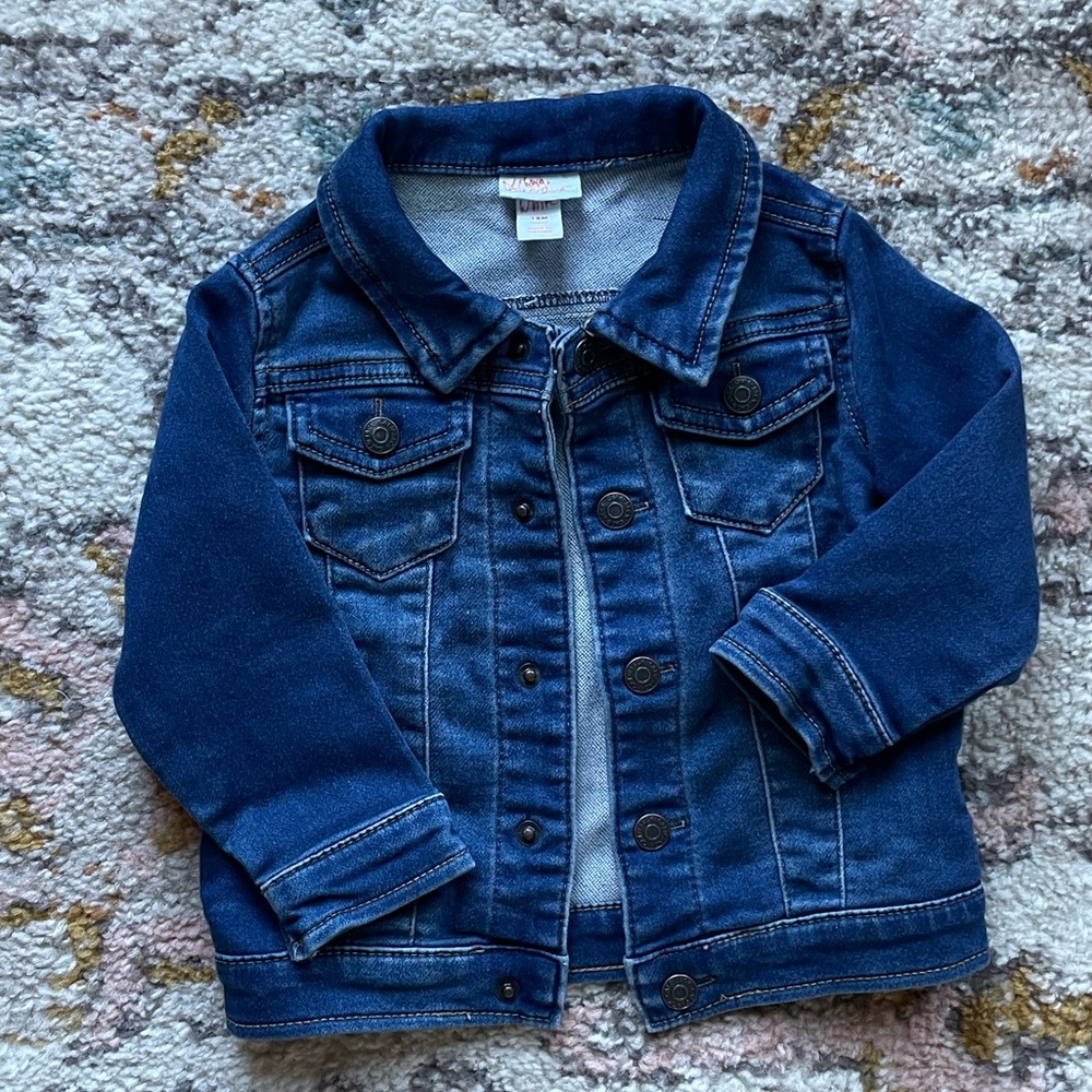The cutest little unisex jean jacket 🩵